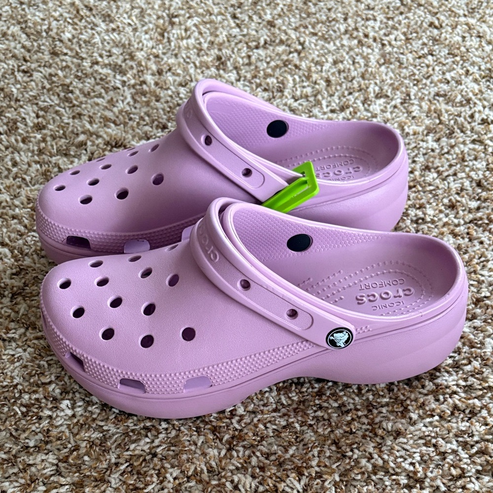CROCS - Light Purple Platform - Picture 2 of 7